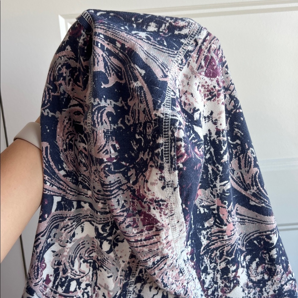 Vanity Multicolor Patterned Hoodie - Picture 12 of 12